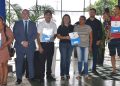 REGULARIZAÇÃO FUNDIÁRIA URBANA Moradores dos conjuntos Alvorada e Paraná recebem escrituras públicas
